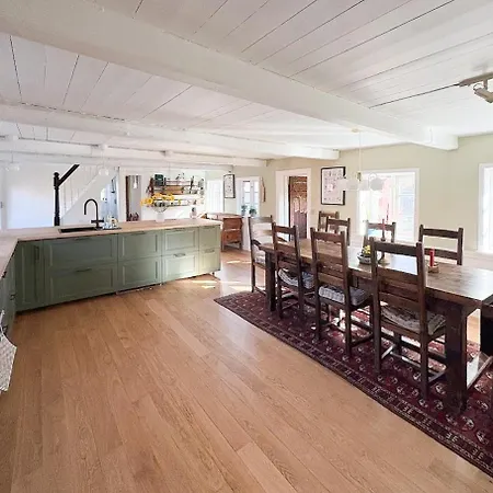 Historic In Ellinge Lyng Feriehus *