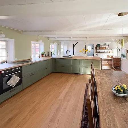 Historic In Ellinge Lyng *